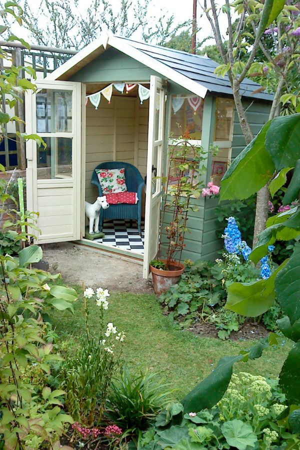 Lovely and Cute Garden Shed Design ideas for Backyard - Page 14 of 51 ...